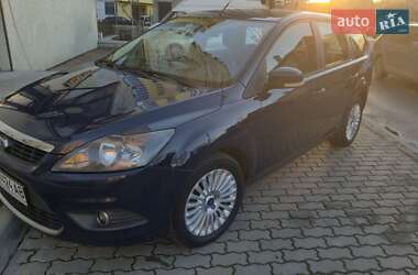 Універсал Ford Focus 2010 в Новояворівську