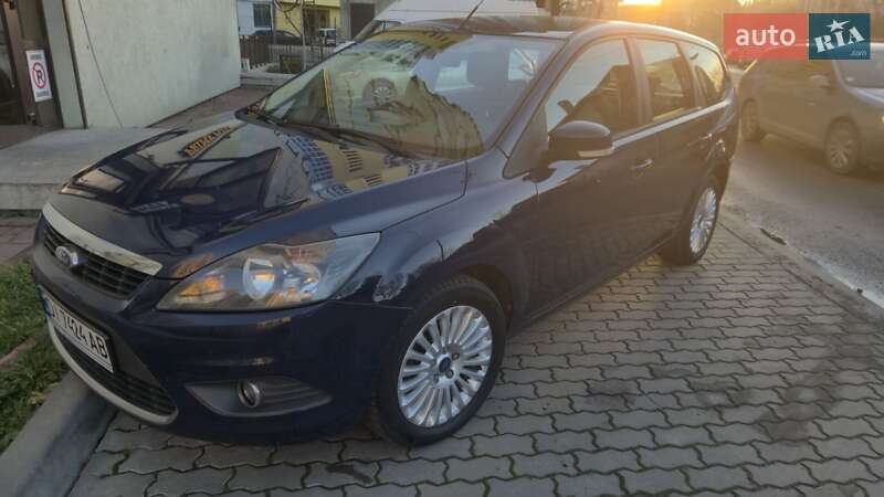 Ford Focus 2010 Ford Focus 2010