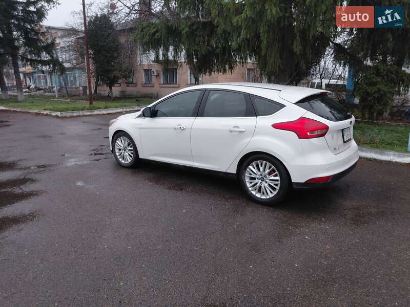 Хэтчбек Ford Focus 2015 в Новоархангельске фото 9 Хэтчбек Ford Focus 2015 в Новоархангельске
