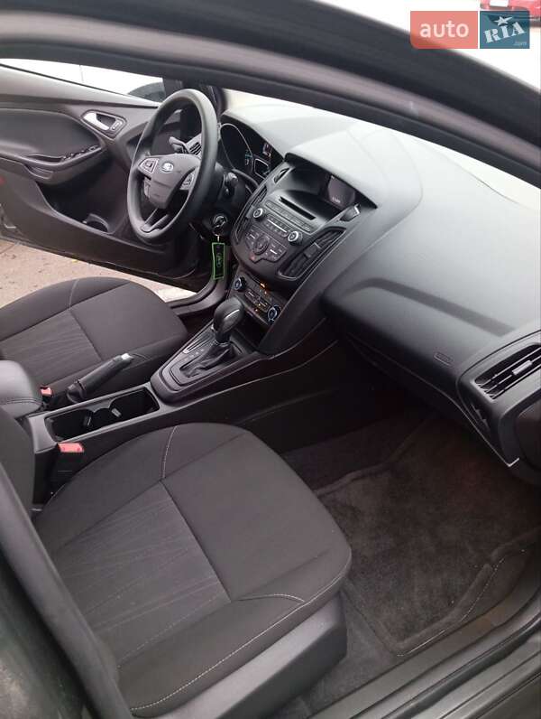 Седан Ford Focus 2017 в Луцке фото 20 Седан Ford Focus 2017 в Луцке