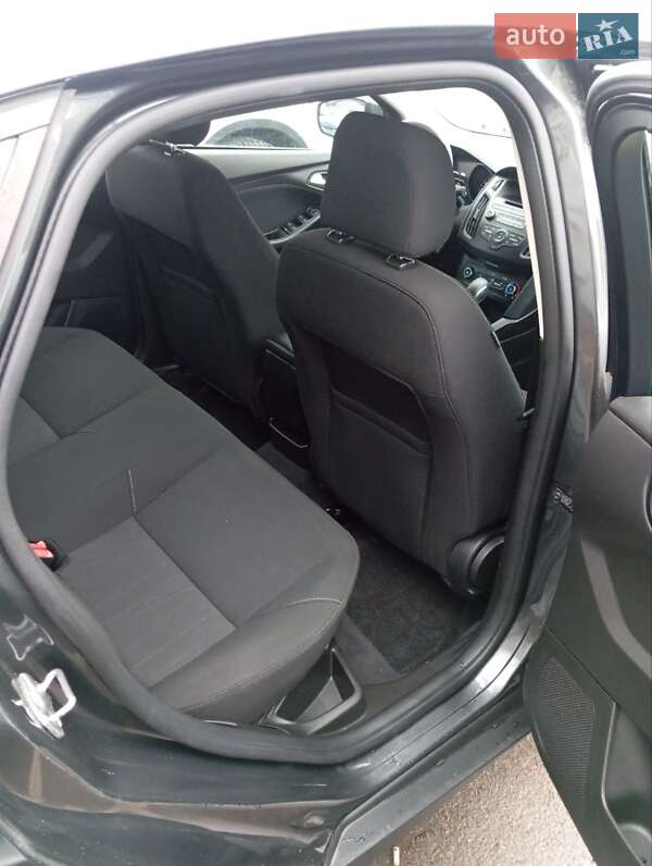 Седан Ford Focus 2017 в Луцке фото 24 Седан Ford Focus 2017 в Луцке