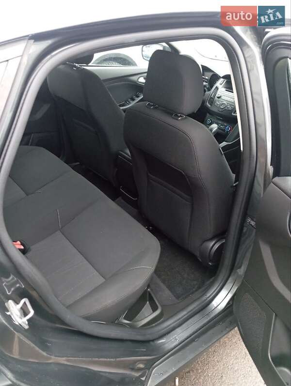 Седан Ford Focus 2017 в Луцке фото 31 Седан Ford Focus 2017 в Луцке