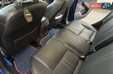 Хэтчбек Ford Focus 2014 в Киеве