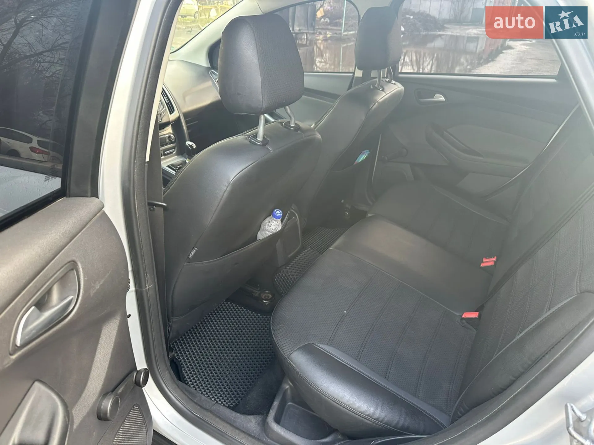 2012 Ford Focus - мініатюра 11