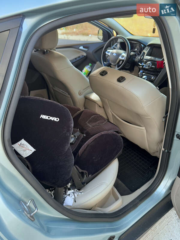 Хэтчбек Ford Focus 2013 в Киеве фото 15 Хэтчбек Ford Focus 2013 в Киеве