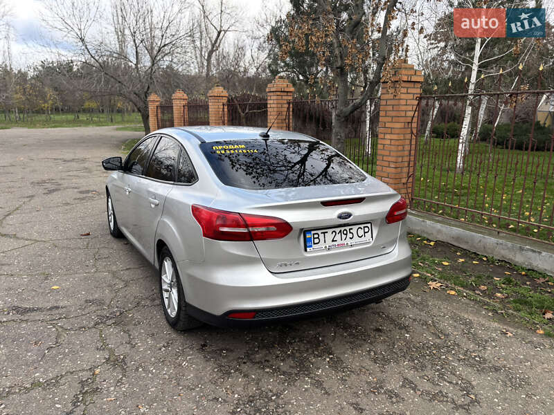 Седан Ford Focus 2015 в Николаеве фото 8 Седан Ford Focus 2015 в Николаеве