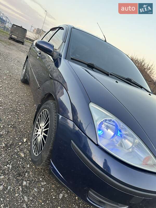 Седан Ford Focus 2003 в Харькове фото 8 Седан Ford Focus 2003 в Харькове