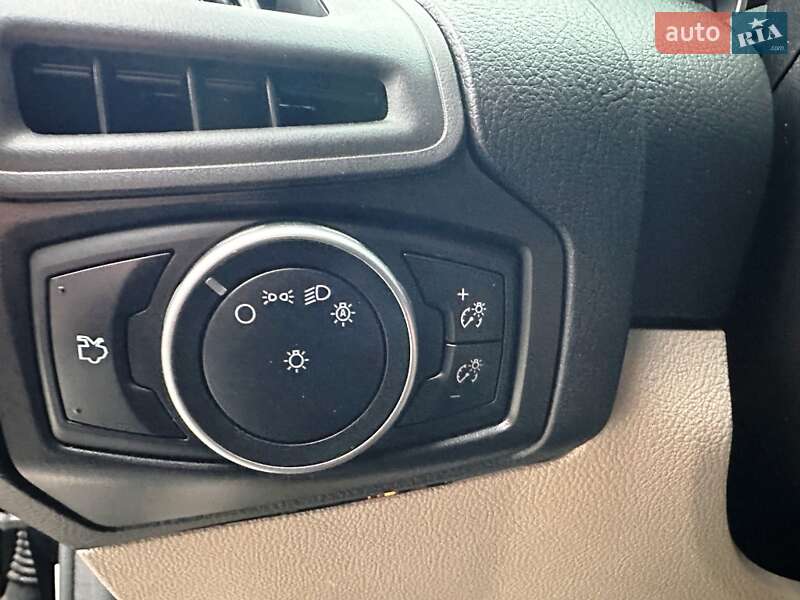 Седан Ford Focus 2015 в Запорожье фото 32 Седан Ford Focus 2015 в Запорожье
