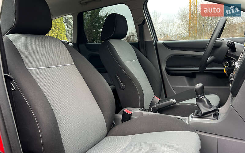 Универсал Ford Focus 2010 в Львове фото 16 Универсал Ford Focus 2010 в Львове