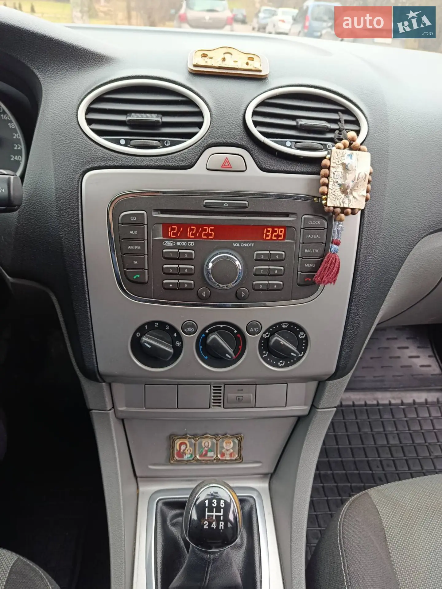 2010 Ford Focus - мініатюра 3