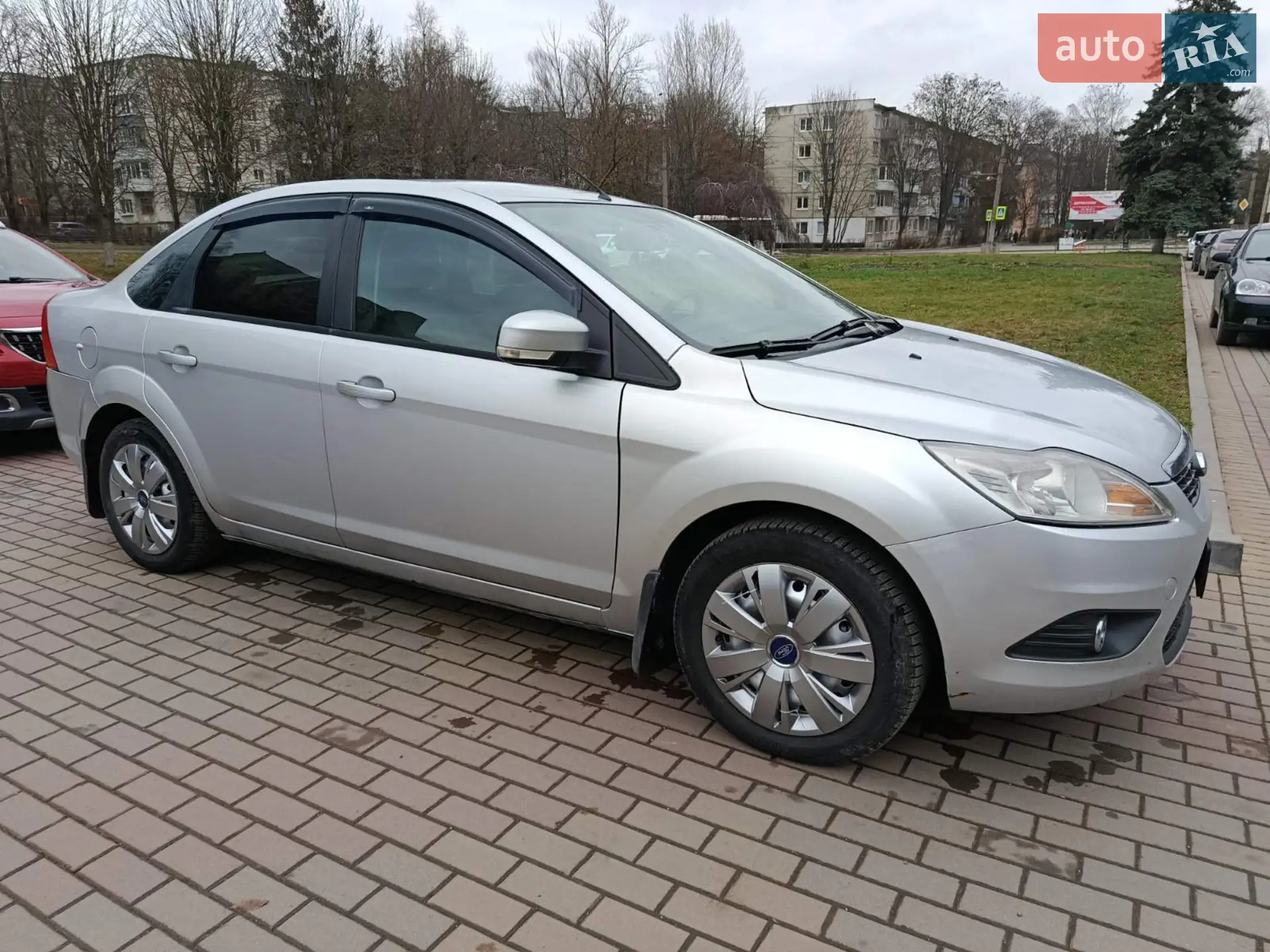 2010 Ford Focus - мініатюра 7