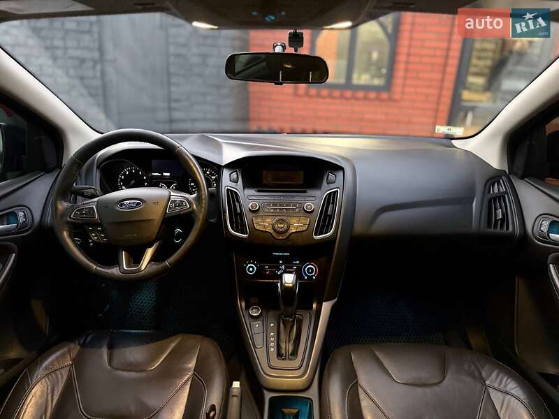 Седан Ford Focus 2016 в Николаеве