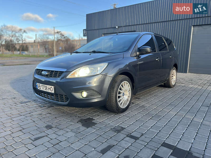 Универсал Ford Focus 2010 в Кривом Роге фото 2 Универсал Ford Focus 2010 в Кривом Роге