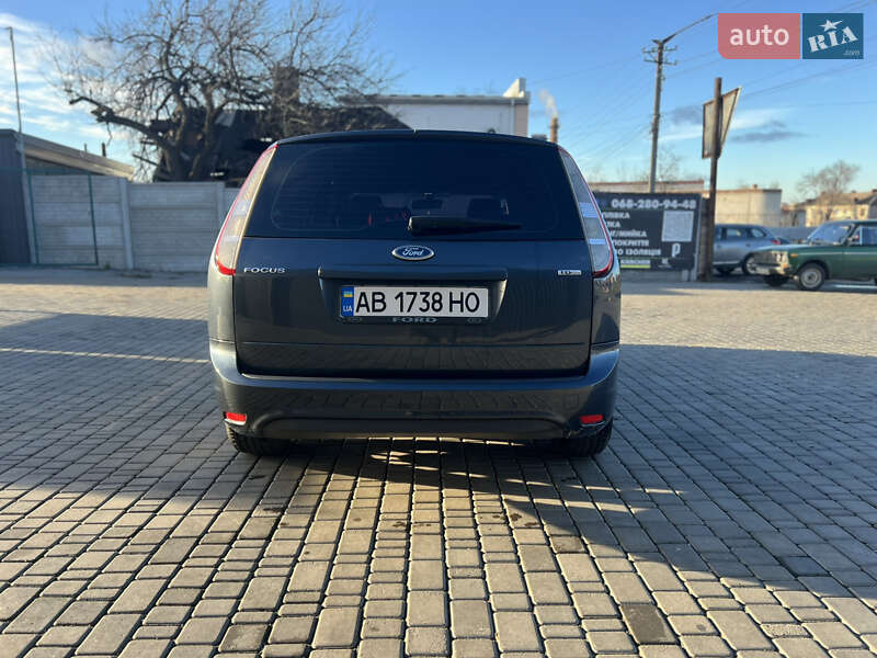 Универсал Ford Focus 2010 в Кривом Роге фото 7 Универсал Ford Focus 2010 в Кривом Роге