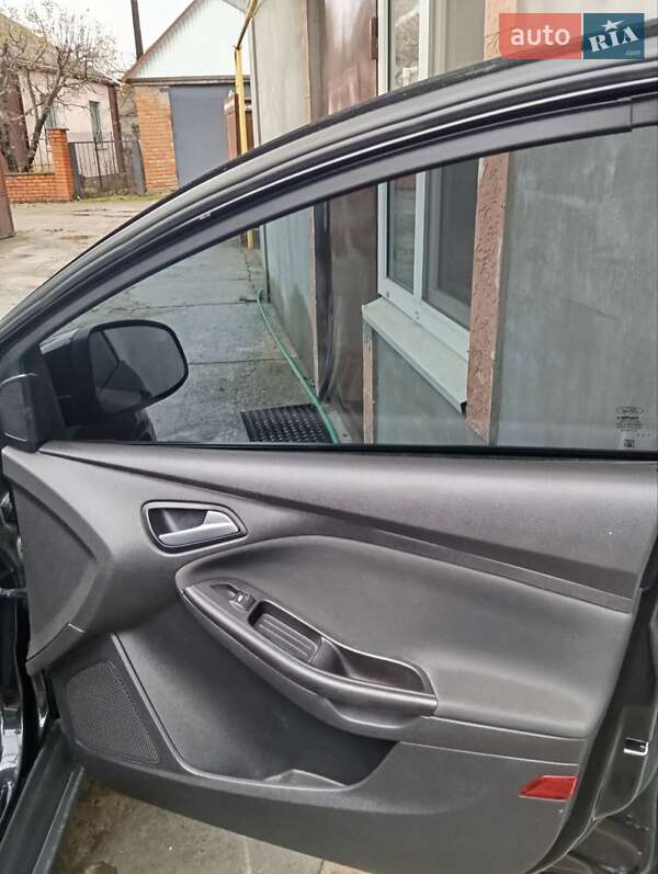 Седан Ford Focus 2014 в Новомосковске