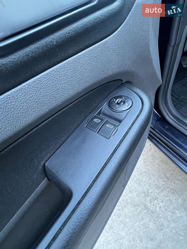 Хэтчбек Ford Focus 2007 в Одессе