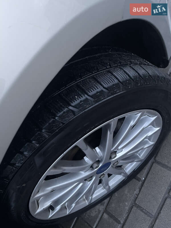 Хэтчбек Ford Focus 2017 в Гатном фото 3 Хэтчбек Ford Focus 2017 в Гатном