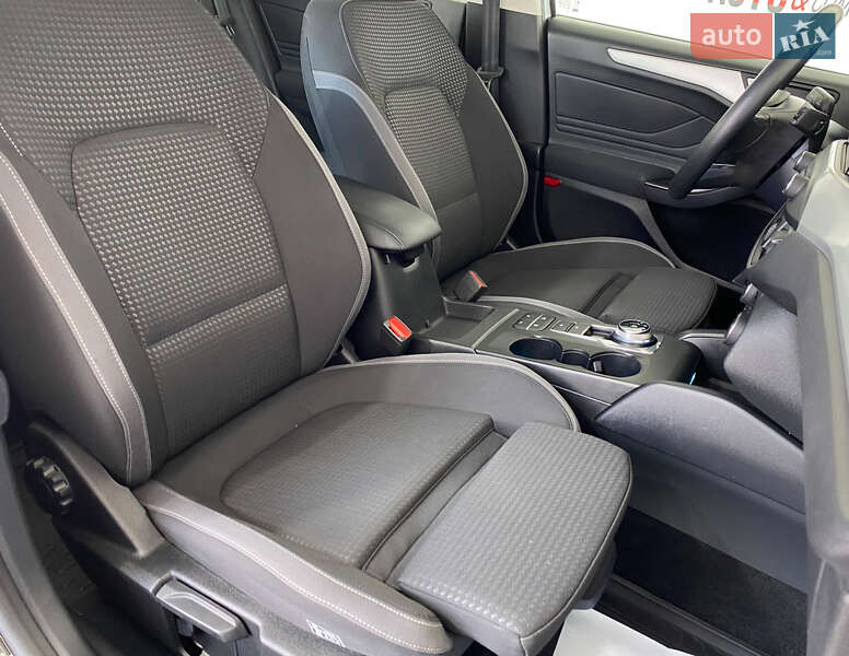 Универсал Ford Focus 2020 в Львове фото 16 Универсал Ford Focus 2020 в Львове