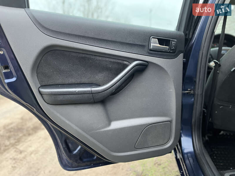 Универсал Ford Focus 2005 в Черкассах фото 25 Универсал Ford Focus 2005 в Черкассах