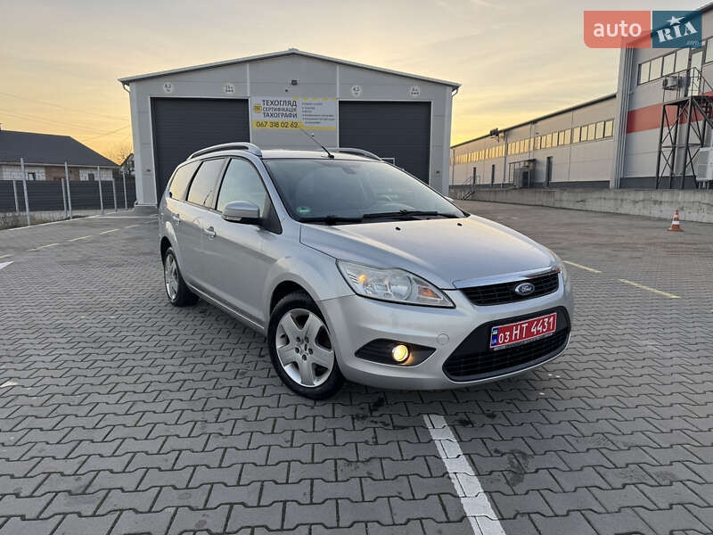 Универсал Ford Focus 2008 в Нововолынске