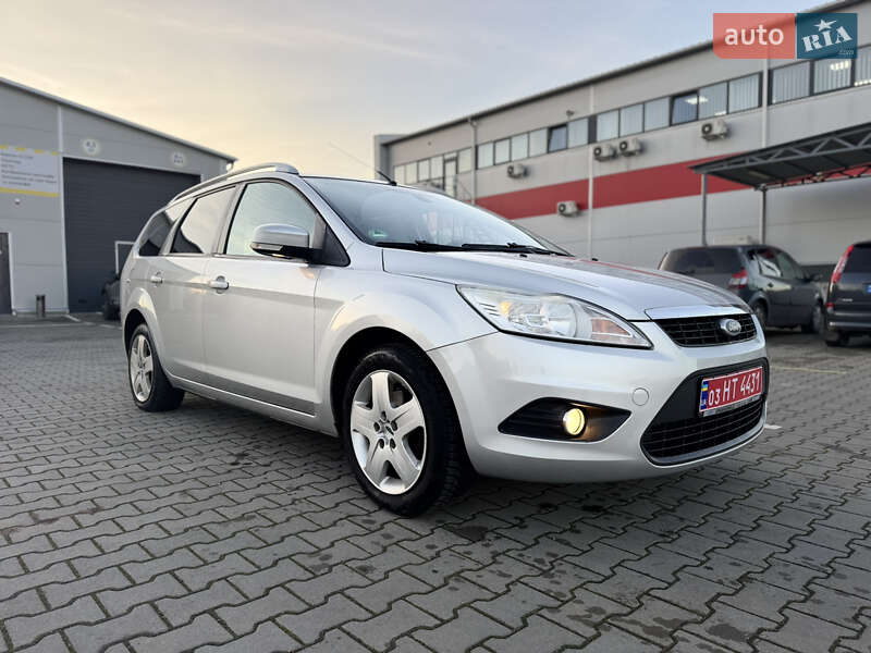 Универсал Ford Focus 2008 в Нововолынске