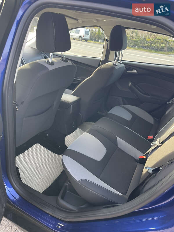 Хэтчбек Ford Focus 2014 в Луцке фото 7 Хэтчбек Ford Focus 2014 в Луцке