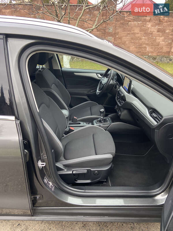 Универсал Ford Focus 2019 в Ровно фото 25 Универсал Ford Focus 2019 в Ровно