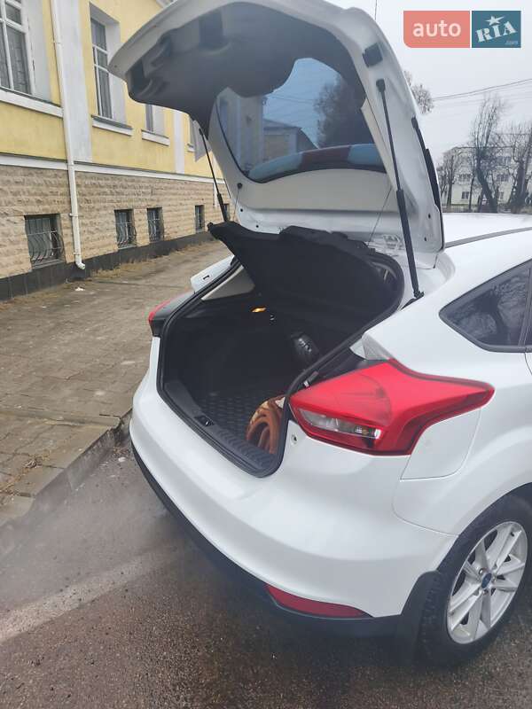 Хэтчбек Ford Focus 2017 в Глухове фото 15 Хэтчбек Ford Focus 2017 в Глухове