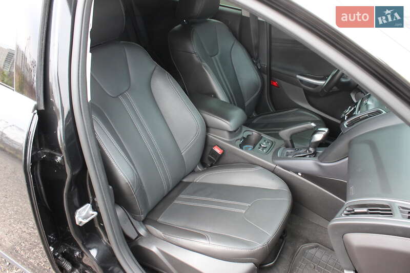 Хэтчбек Ford Focus 2014 в Киеве