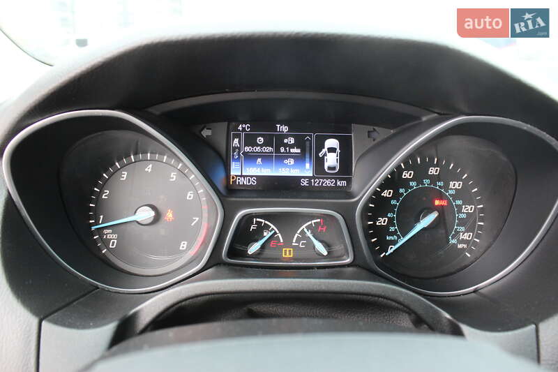 Хэтчбек Ford Focus 2014 в Киеве