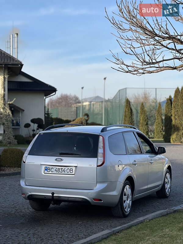 Универсал Ford Focus 2008 в Жовкве