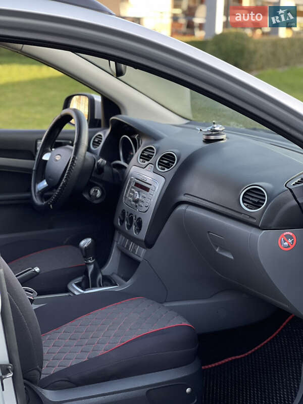 Универсал Ford Focus 2008 в Жовкве