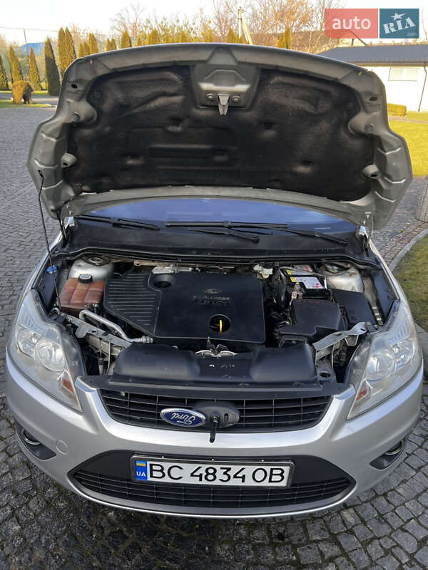 Универсал Ford Focus 2008 в Жовкве