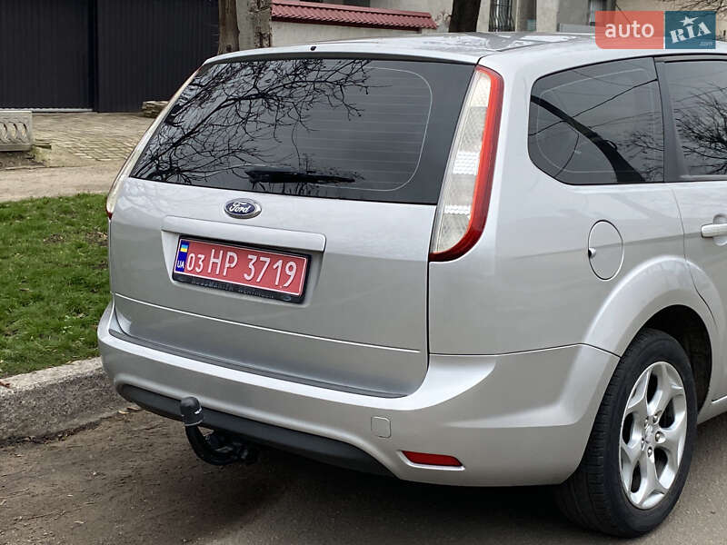 Универсал Ford Focus 2009 в Вознесенске