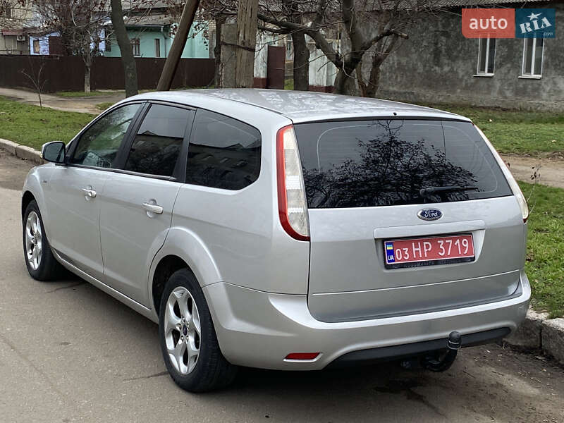 Универсал Ford Focus 2009 в Вознесенске