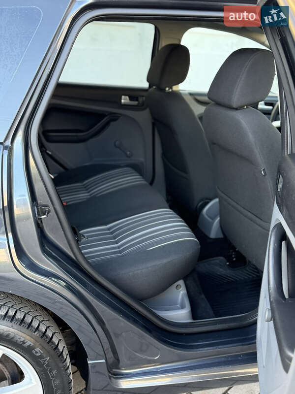Универсал Ford Focus 2008 в Вишневце фото 10 Универсал Ford Focus 2008 в Вишневце