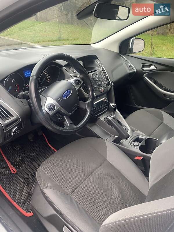 Хэтчбек Ford Focus 2014 в Житомире
