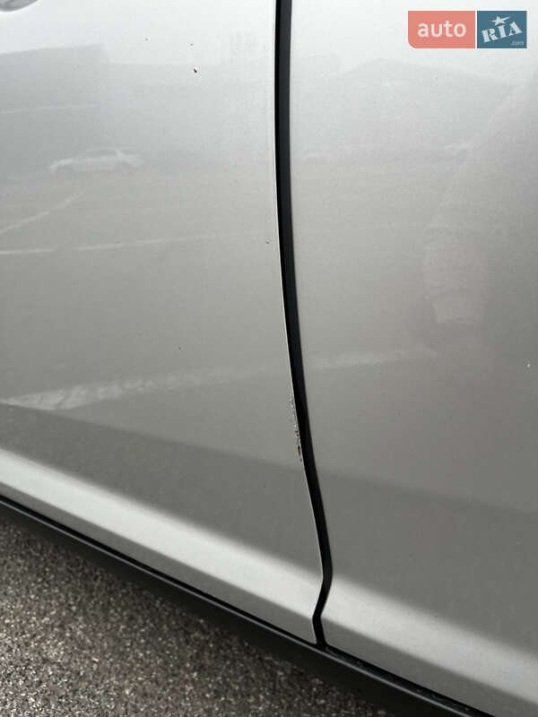 Хетчбек Ford Focus 2014 в Києві фото 39 Хетчбек Ford Focus 2014 в Києві