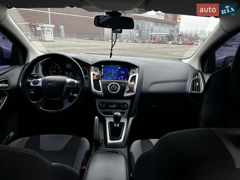 Хетчбек Ford Focus 2014 в Києві фото 52 Хетчбек Ford Focus 2014 в Києві