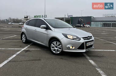 Хэтчбек Ford Focus 2014 в Киеве