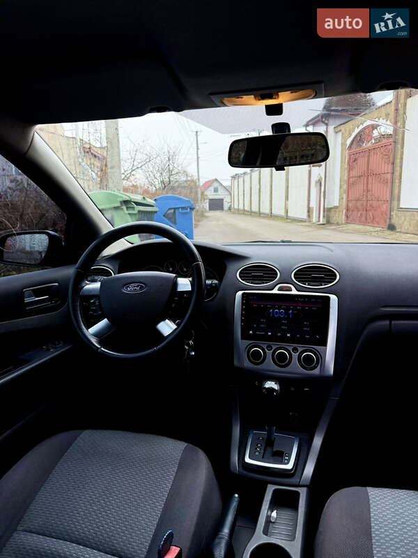 Хэтчбек Ford Focus 2006 в Киеве
