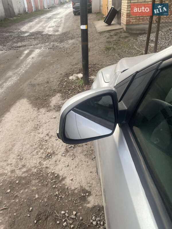 Хэтчбек Ford Focus 2008 в Бродах