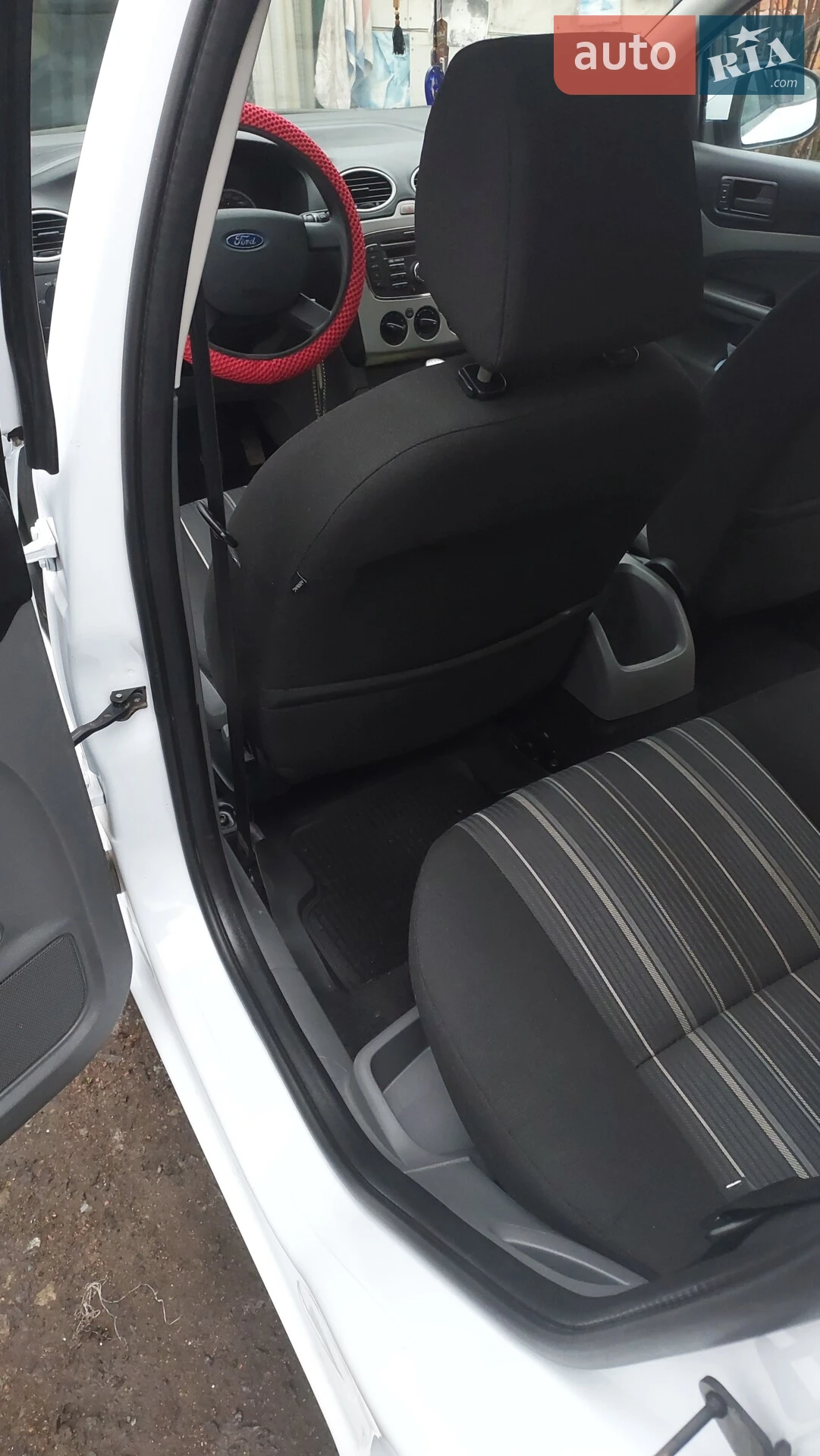 2011 Ford Focus - мініатюра 20