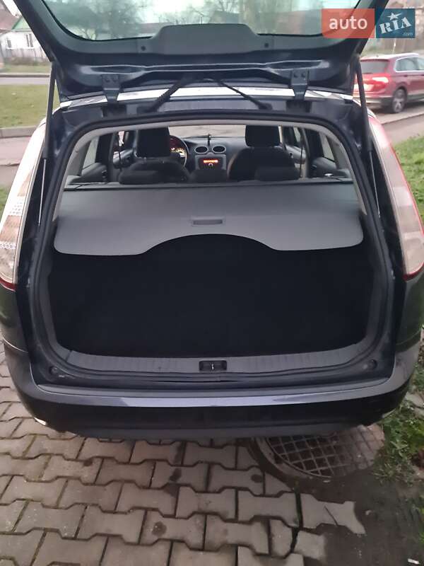 Универсал Ford Focus 2010 в Луцке