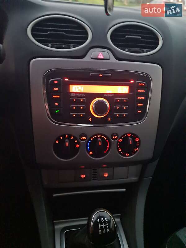 Универсал Ford Focus 2010 в Луцке