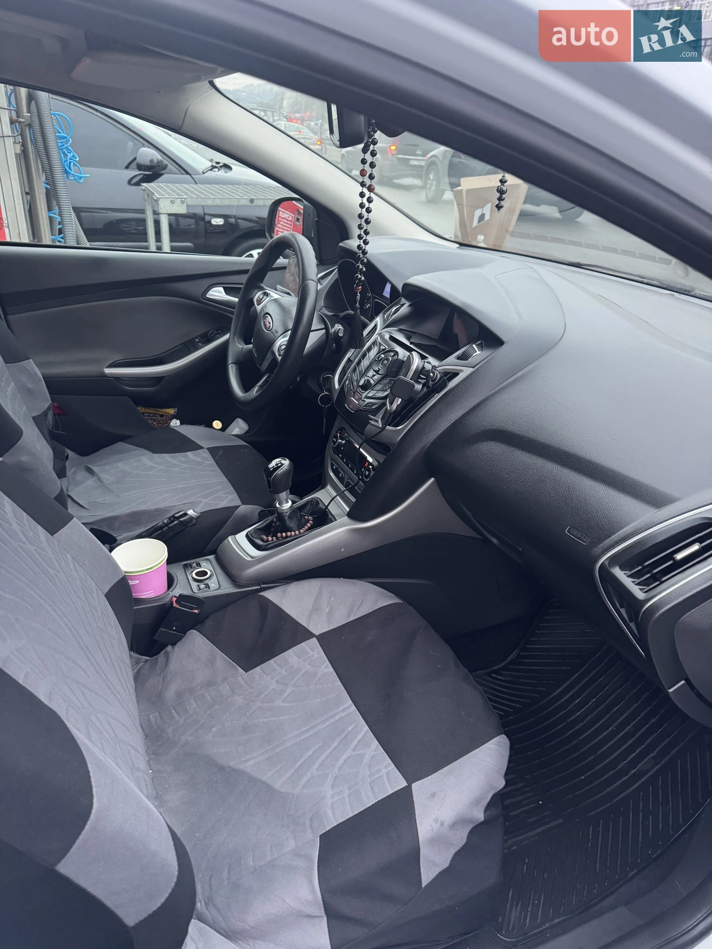 2012 Ford Focus - мініатюра 9