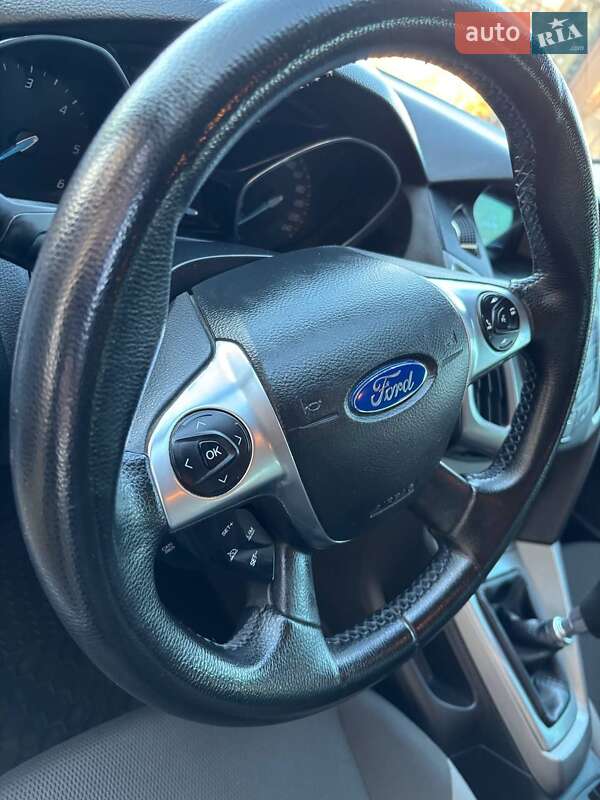 Универсал Ford Focus 2013 в Стрые
