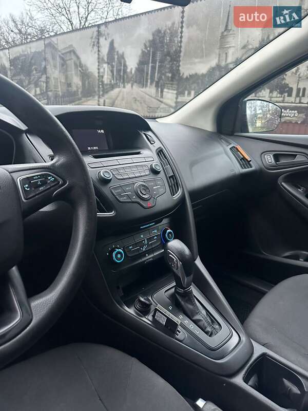 Седан Ford Focus 2015 в Чернигове