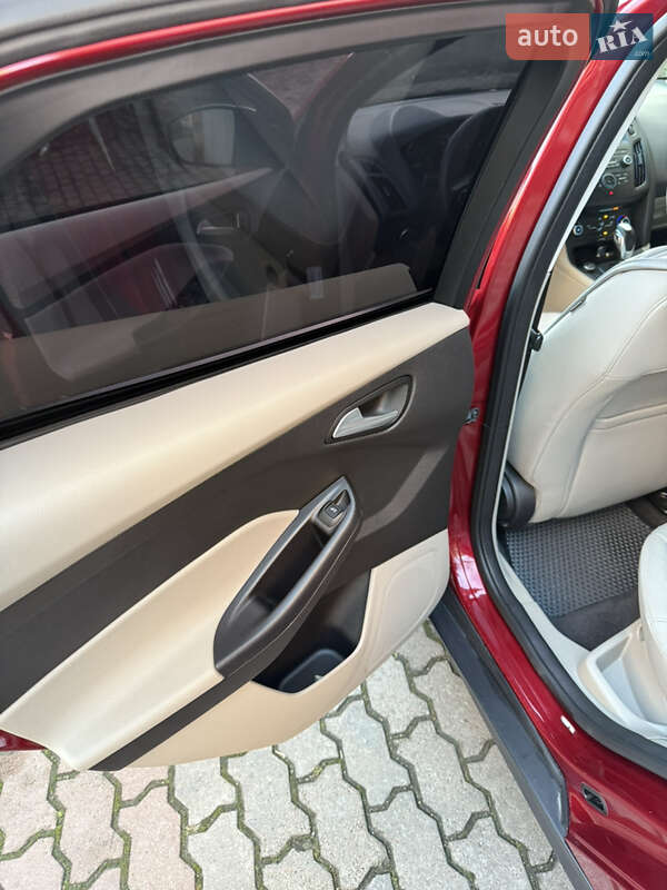 Хэтчбек Ford Focus 2015 в Ивано-Франковске
