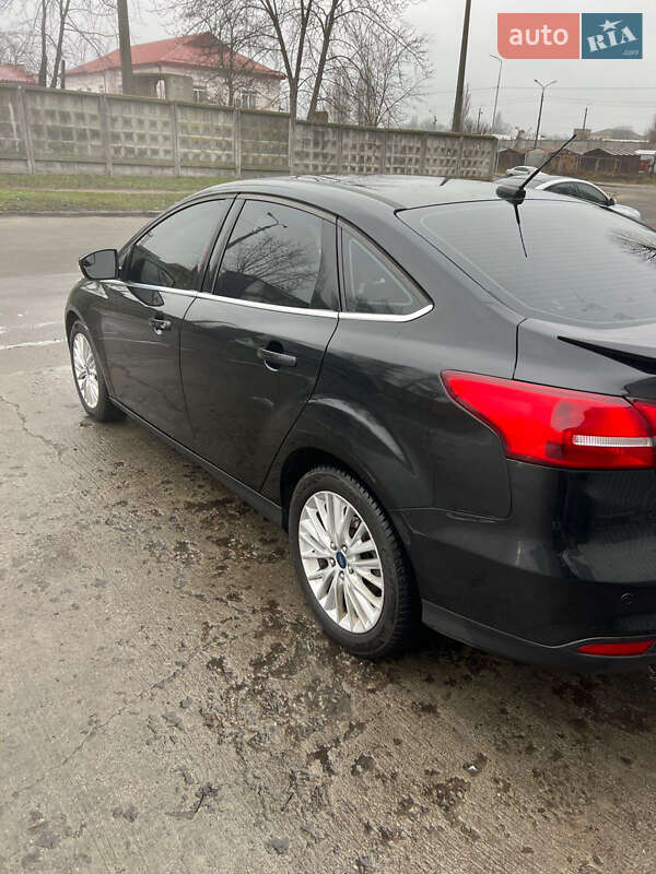 Седан Ford Focus 2015 в Киеве фото 2 Седан Ford Focus 2015 в Киеве